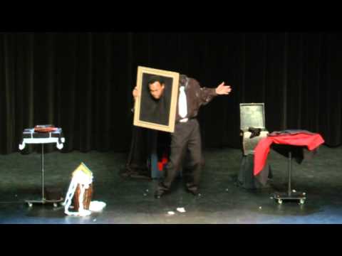 Video spectacle tour magie couper tete tableau noir grande illusion magicien Patrick Bièques