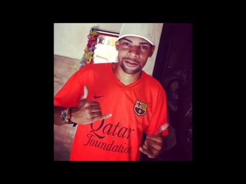 peitinho - DOWNLOAD AQUII !!! https://soundcloud.com/buga-incomparavel/mc-m-dia-v-peitinho-no-zap-zap CURTEM A PAGINA OFICIAL DO MC A MIDIA !!! https://www.facebook.com...