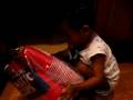 videos de Boogie at 16 mos cleaning out his Little Man Cave!!!!