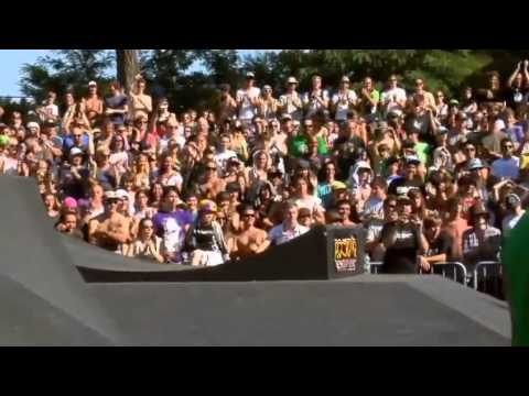BMX BIKES TRICKS STUNTS CRASHES