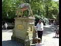 Marie-Claire bij Ezeltje strekje in de Efteling