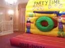 Paul & La Chateau Du Bouncy Paul & La Chateau Du Bouncy