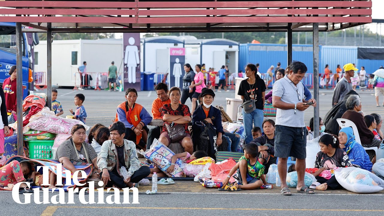 Civilians flee as Thailand strikes targets at border with Cambodia
