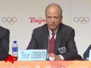 olyplusselectplussportsusoc weighs in on olympic controversiesusoc weighs in on olympic controversiesthe associated pressthe united states olympic committee came to beijing to talk about america's medal hopes, but was confronted with questions about tibet, darfur and pollution. (aug. 6)this video contains only natural sound. no script is available.