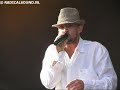 Bekijk muziek clip van Gentleman met Different Places