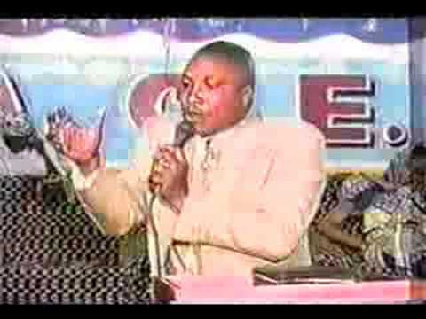 Mopero wa Maloba: Pourquoi je souffre? Partie 1/8 Mopero wa Maloba: Pourquoi je souffre? Partie 1/8