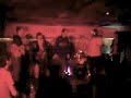 http://marc.verbist.chez-alice.fr
jam session with boney fields at opa bar in paris on the 6th of march 2007.
boney fields on trompet,
mark on bass guitar,
and jammers...
