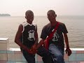 Doula & limbe au bord de l'eau