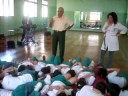 RAMON ROBLES EXPERTO EN MUSICOTERAPIA EN COLEGIO SANTO TOMAS