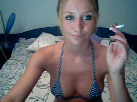 Rubia sexy en la webcam