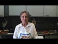 Le ricette di Nonna Anna: la torta di carote. Le ricette di Nonna Anna: la torta di carote.