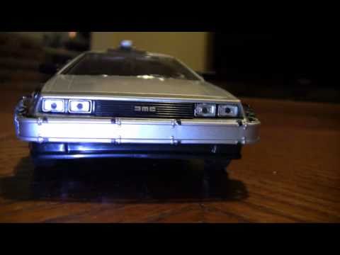 Welly DeLorean Time Machine 1:24 model review ( back to the future )