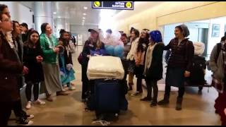 DROR Girls Welcome Newcomers to Israel!