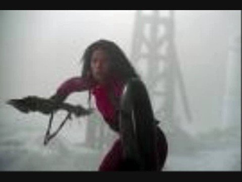 arythewyvern - this is a tribut to alien vs predator with evanescence further away playing.