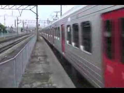JR九州　８１１系＋８１３系　（７両）【瀬高駅到着】