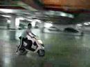 en el parkin del cine