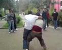 Diego madreando a Ricardo