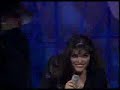 Letra de la cancion Los besos no se dan en la camisa - Ana barbara