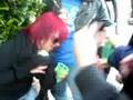 enfadando ala Piernaz locas (pardo bailando)