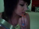 videos de piercing my own lip :O