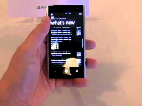 phonescoop - Here is a video tour of the Del Venue Pro WIndows Phone 7 device for T-Mobile.