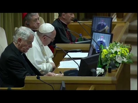 Vatikan: Papst fordert effiziente und konkrete Mana ...