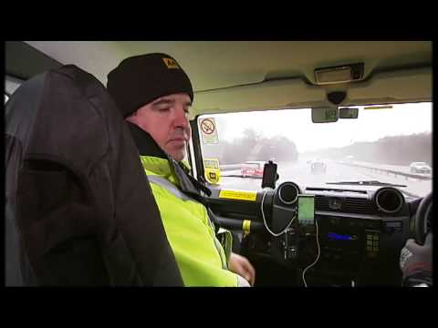Britain Gets Its First Real Snow Fall of the Season – Video and Pictures Inside