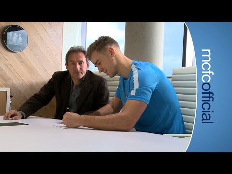 JOE HART SIGNS NEW CONTRACT! | City Today 19th December