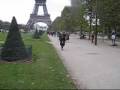 Uma visita a Torre Eifel.wmv