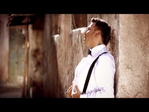 Azis - music & arrangement: Martin Biolchev lyrics: Azis direktor:Azis performed by Azis Produced by Biolchev &Diapason Records 2012 Hit Music L.T.D. Bulgaria http:...