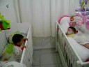 Lui e Lua acordando