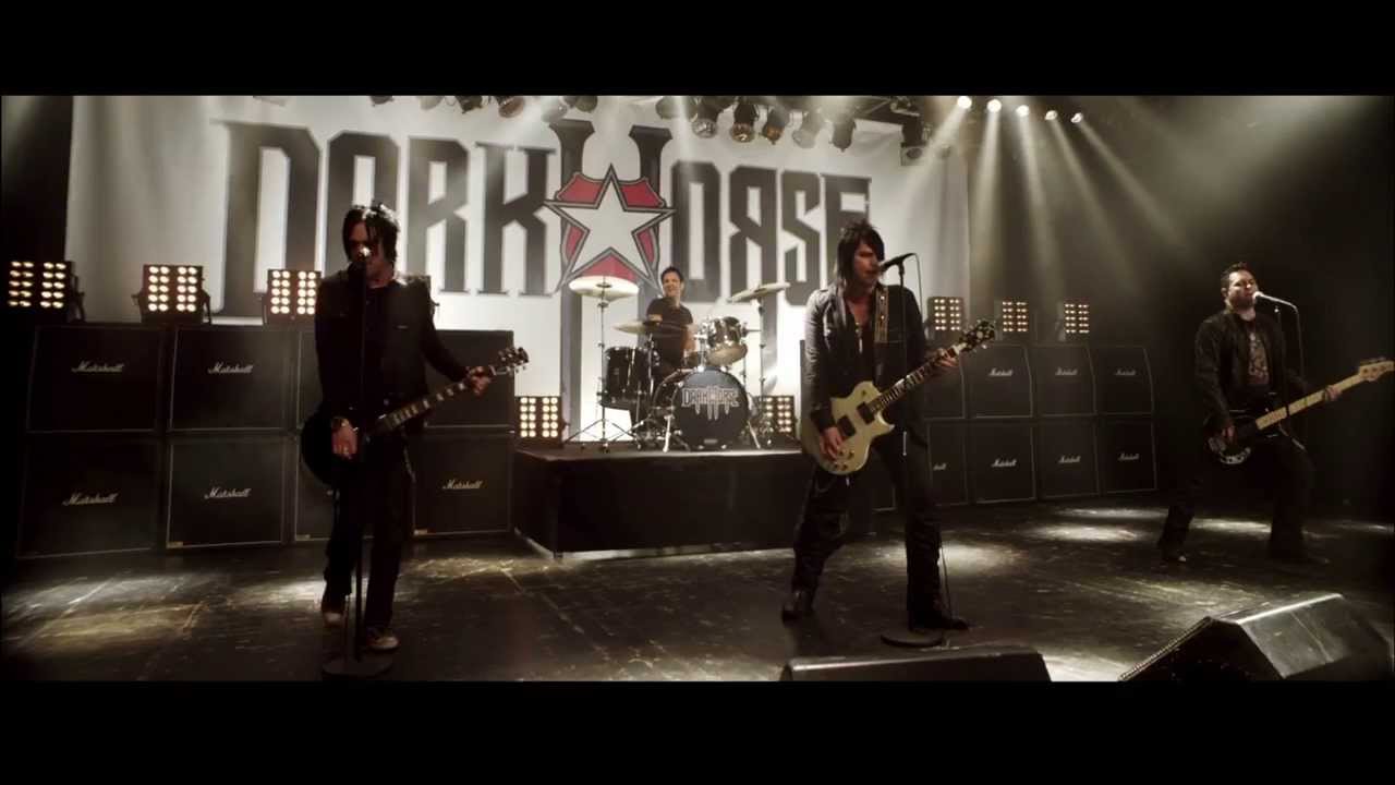 Dark Hose – In The Country