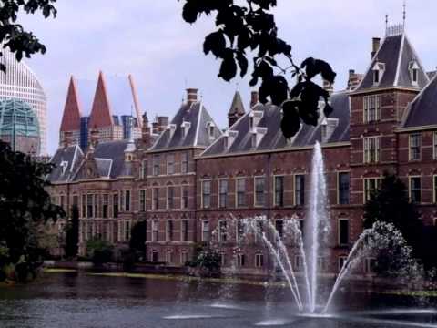 Pays bas - Le Royaume des Pays-Bas (en néerlandais : Koninkrijk der Nederlanden), en forme courte et commune les Pays-Bas, est un État souverain formé par quatre pays c...