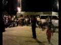 viri en caravana teleton cantando cielo rojo