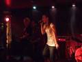 videos de paint the lilies - emo lány