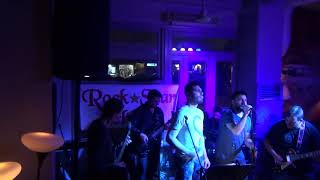 Ταξιδιάρα Ψυχή - Τρύπες - cover Rock Star School