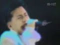 *1992*Singer:더블루/THE BLUE(member:Kim Min Jong & Son Ji Chang)*Title:친구를 위해/for Friend/Chin-Gurul Weehae *Lyrics by Kim Min Jong-Lyrics-하늘위로 날아가는 새들은 자유로운 날개짓을 하며 말이 없는 내 마음을 아는지 작은 내 모습 위로 날아가네 다가가면 멀어지는 사람들 사랑하는 그대마저 떠난 밤이 오는 노을 아래 서있는 나는 홀로 이렇게 울고있네 다른 세상으로 떠나가고 싶지만 나의 곁에 다가와준 내 친구는 힘이 들어도 꿈을 찾고 있었지 어떤날은 버려진 나를 위해서.. 이젠 나의 꿈들을 찾아 떠나야겠어 그 누구나 새로운 많은 날이 있잖아 나의 꿈을 찾아서 다시 노래할꺼야 언제까지 변하지 않는 나의 친구와 지난 나의 마지막 무대위에 섰을 때 내 이름을 부르던 사람들은 떠나고 그런 나의 모습에 그댄 사라져 갔어 초라해진 사랑에 많이 아파했지만 이젠 나의 꿈들을 찾아 떠나야겠어 그 누구나 새로운 많은 날이 있잖아 나의 꿈을 찾아서 다시 노래할꺼야 언제까지 변하지 않는 나의 친구와 노래가 끝나가는 지금 내곁엔 나를 보는 친구가 있네...