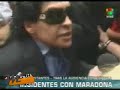 Maradona a los golpes con los periodistas