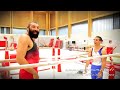 s�bastien chabal teste les jo - les barres parall�les avec yann cucherat.