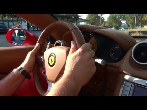 maranello - videocamera: Sony HDR-CX130 (USA version NTSC 60p record) bellissimo giro in una Ferrari California nelle stradine di Maranello (Modena). il pilota era bravi...