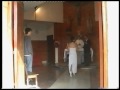 Una boda extraña - Ezkontza arraro bat - Iskanbila taldelana