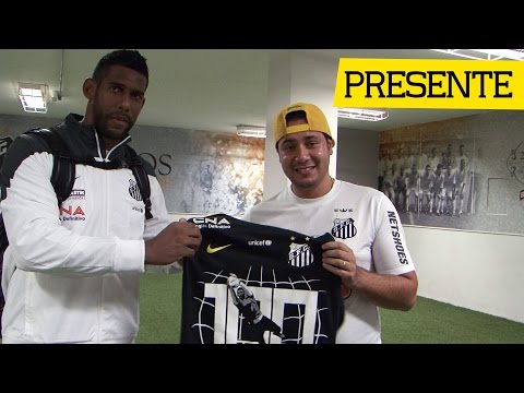 Aranha presenteia Sócio Rei