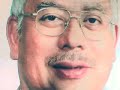 ***SHOCKING VIDEO!*** I got this video on my handphone of vandals taking down Najib's face from one of his billboards in town! These guys sure have balls lah!