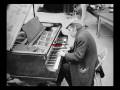 videos de Bach WTK Volume 1  fuga No 6 D minor  Glenn Gould