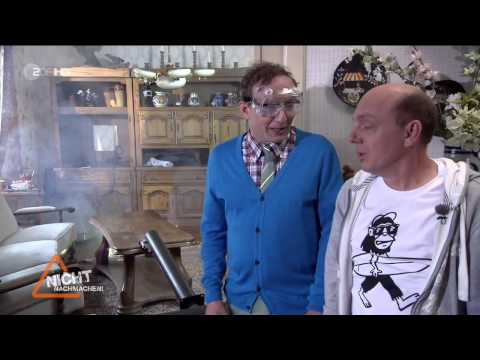 nicht - Nicht nachmachen! - komplette Sendung vom 06.09.13 in HD mit Wigald Boning und Bernhard Hoëcker: Die hochexplosive Experimentier-Comedy des ZDF geht in die z...