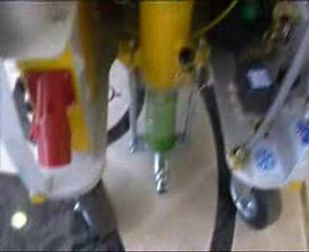 maquina de yeso - Proyeccion de yeso de saco o desde silo de caida libre tambien morteros monocapa, autonivelante , ignifugos. Machine for plastering and spraying mortar and s...