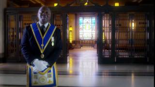 A Maçonaria Inglesa abre as suas portas para atrair os "homens da rua".