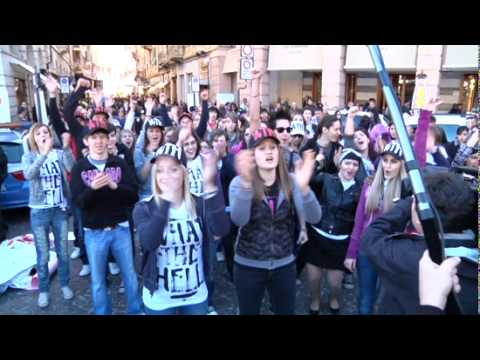 WTH Team World Italy Flash Mob Video