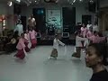 Mae uku - Menare Mae uku - Menare
