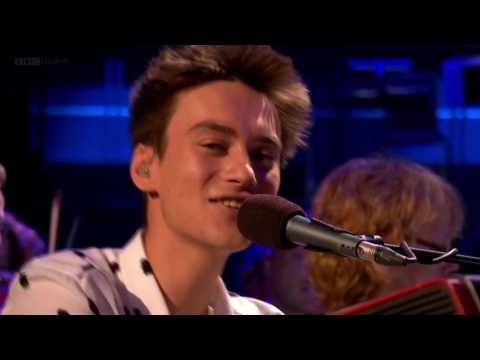 Jacob Collier & Metropole Orchestra – Human Nature